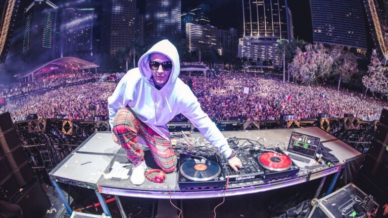 Lee más sobre el artículo 🎧 DJ Snake sorprende en los MTV VMAs 2025 y anuncia nueva colaboración con Dua Lipa